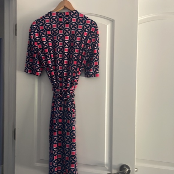 Maggy London wrap dress - Picture 5 of 8